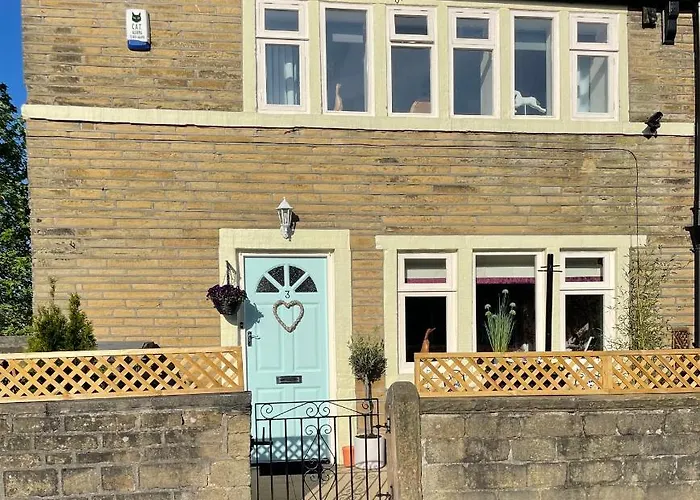 Cute And Cosy 2 Bed Cottage
