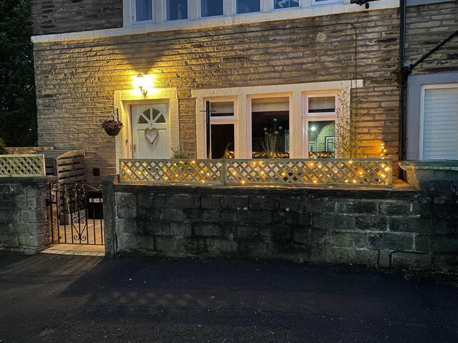 Cute And Cosy 2 Bed Honley