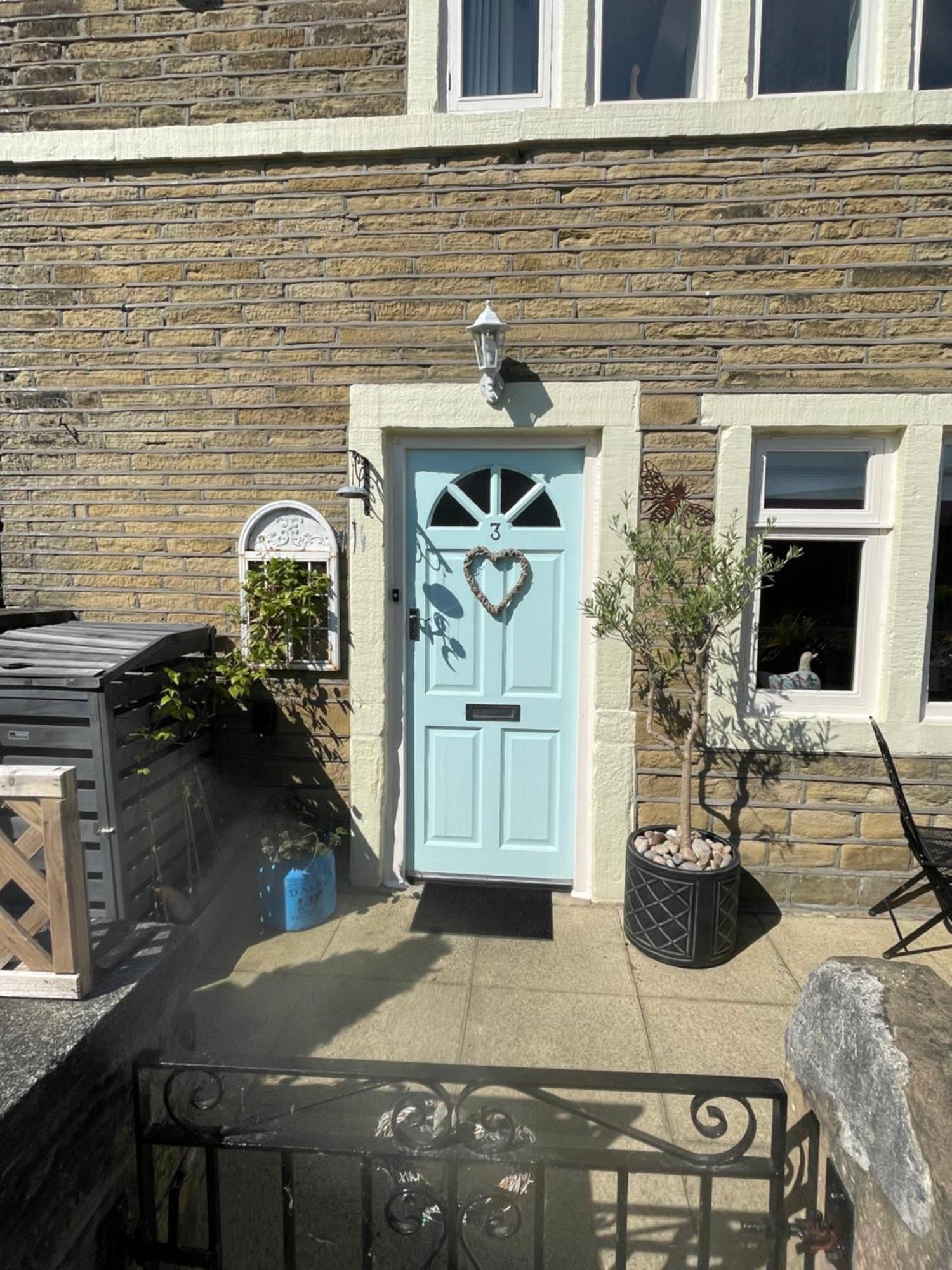 Cute And Cosy 2 Bed Honley